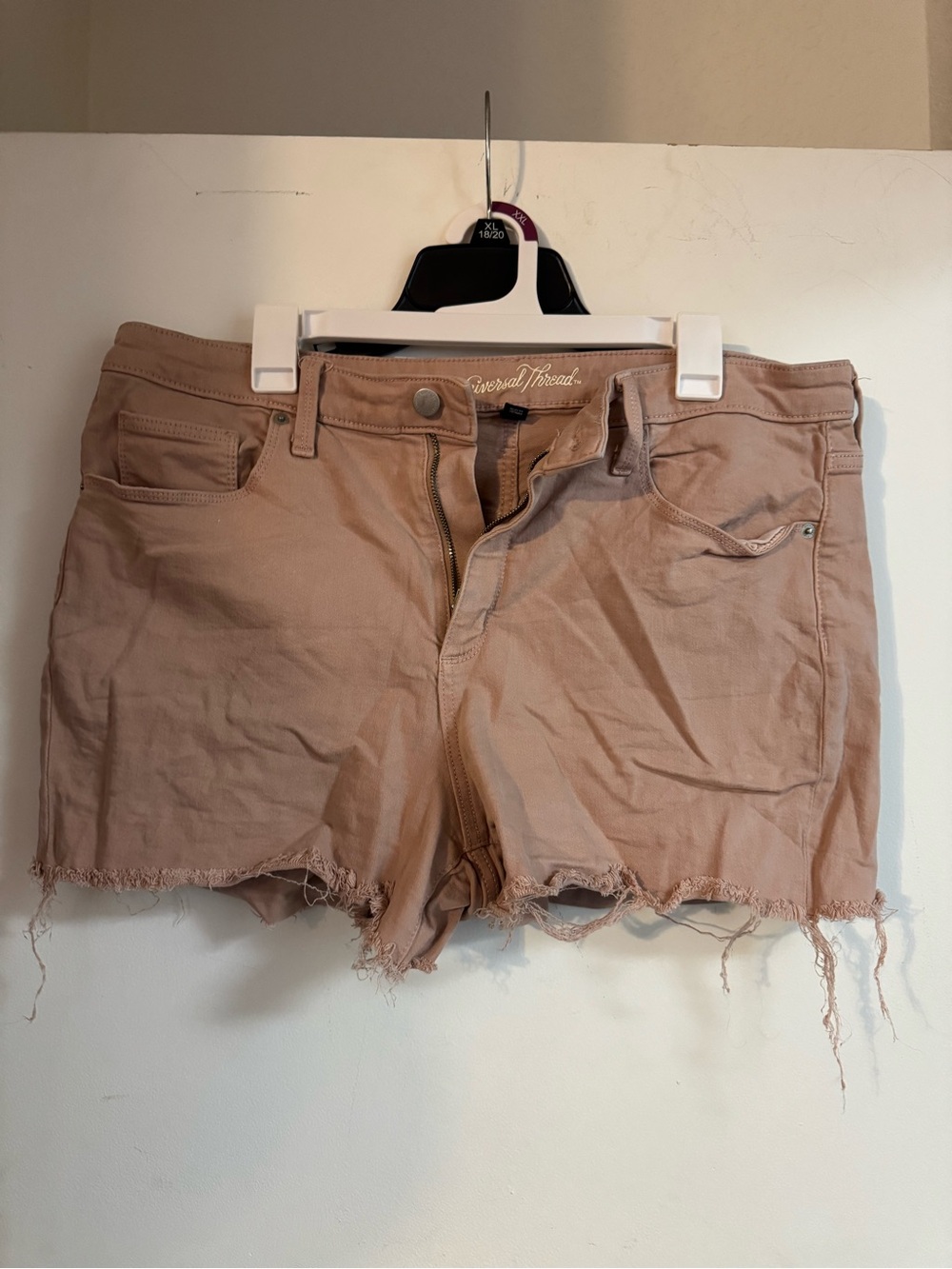 Universal Thread Women's Distressed Frayed Hem Shorts - Blush Tan